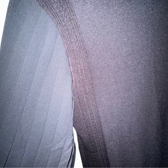 White House Black Markets Drama Sleeve Shift Dress - NWT - Size M - Picture 6 of 10